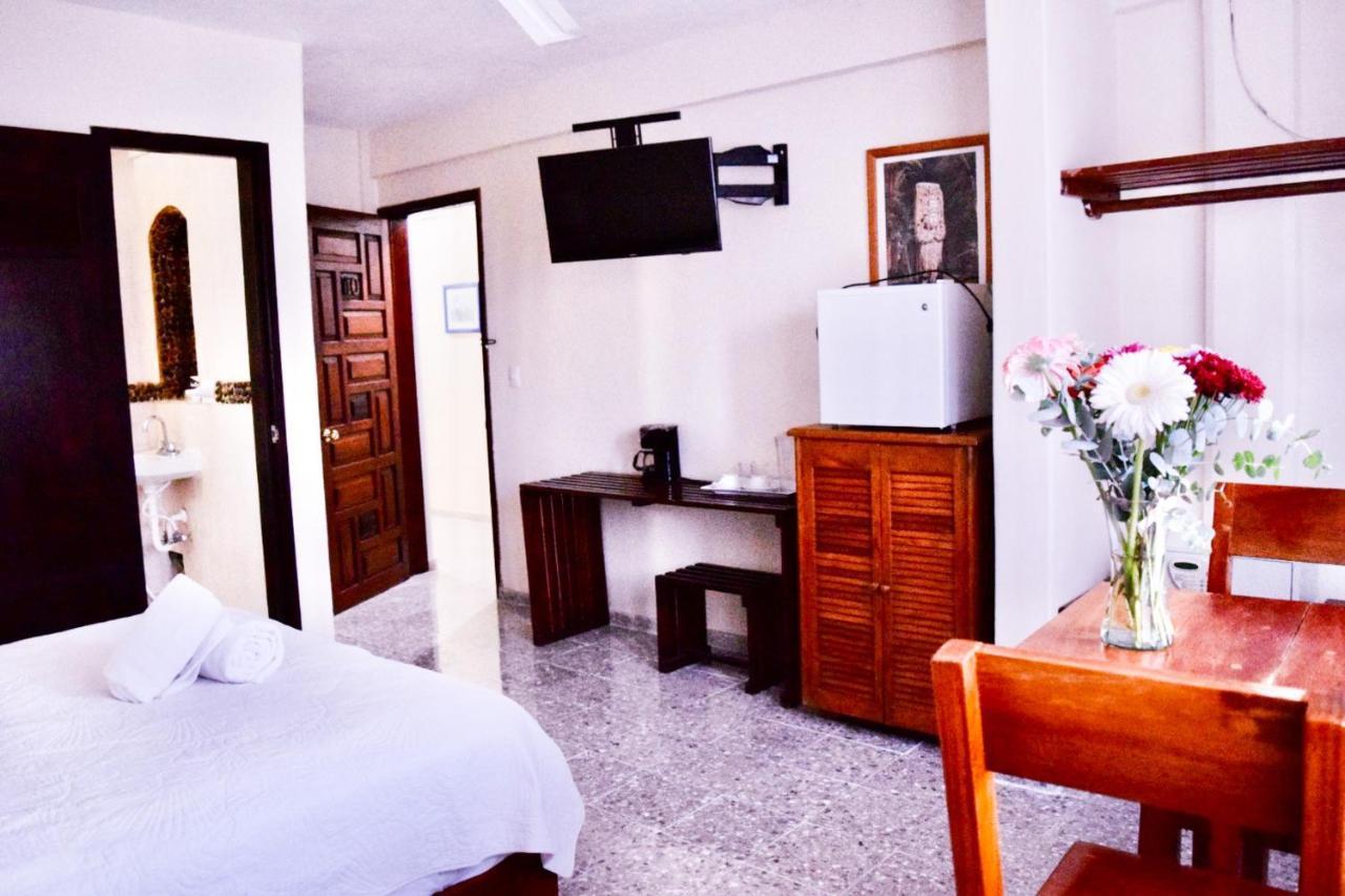 Boutique Hotel Delfin 5Th Avenue Playa del Carmen Exterior photo