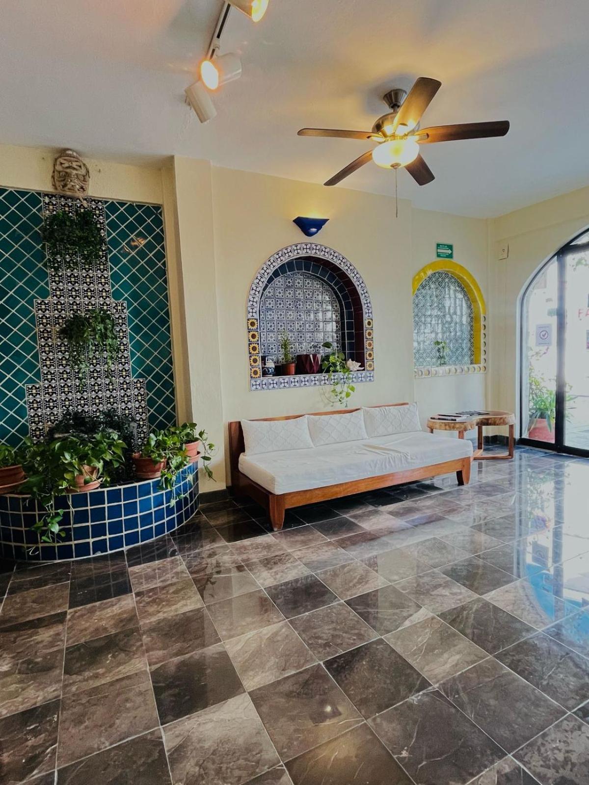 Boutique Hotel Delfin 5Th Avenue Playa del Carmen Exterior photo